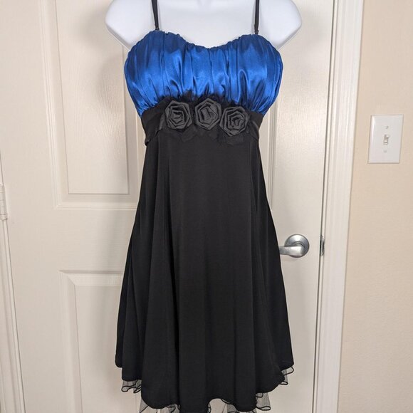 Y2K Blue & Black Satin Rose Party Dress- Size11 - Picture 1 of 3